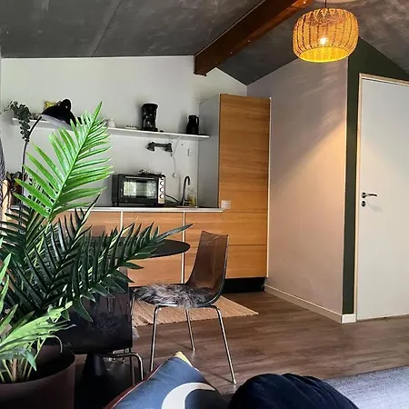 Hytte-vandudsigt-hottub-hygge Apartament