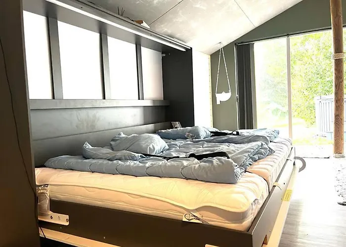 Lägenhet Hytte-vandudsigt-hottub-hygge Holbæk